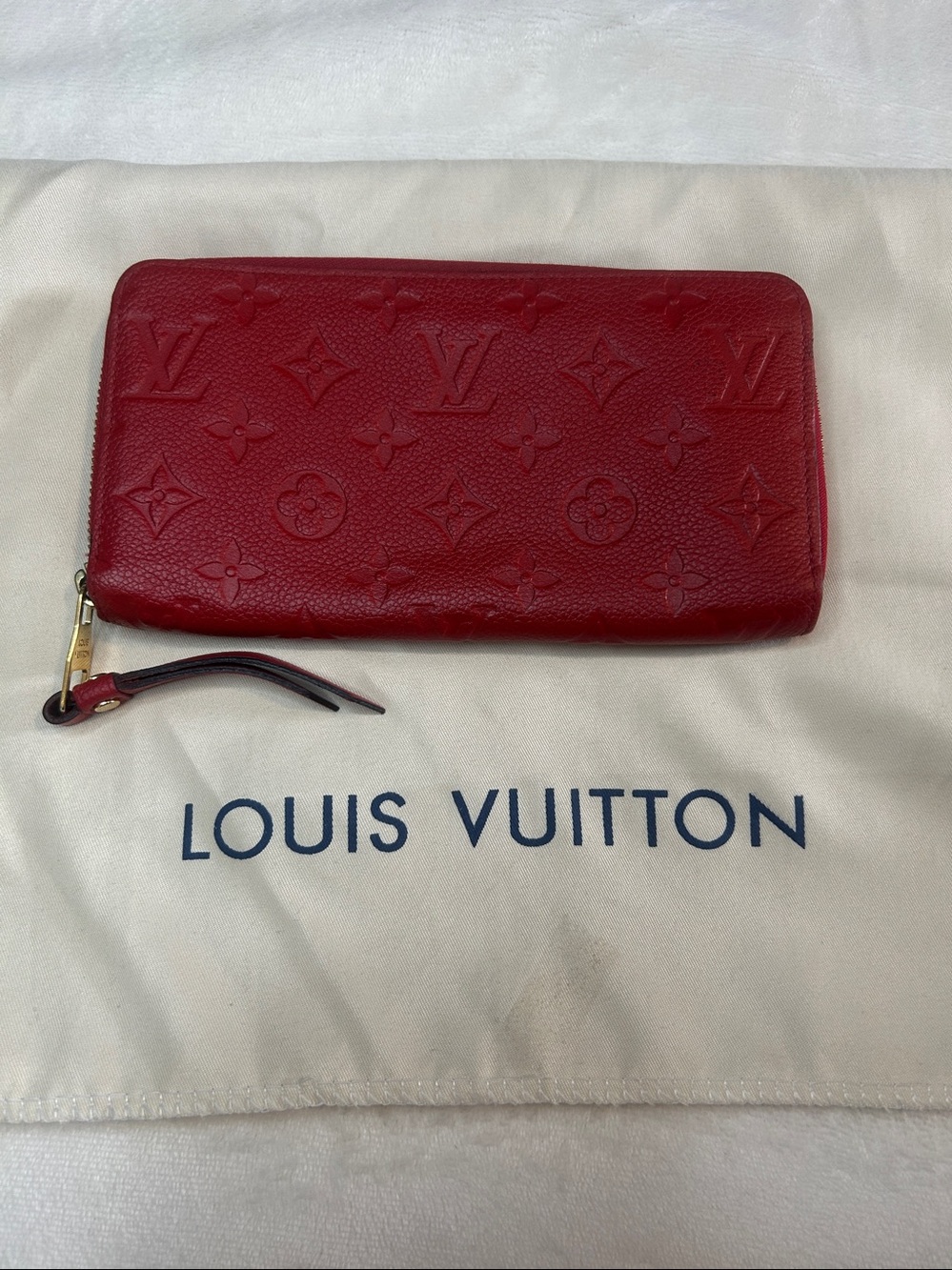Louis Vuitton Red Empriente Monogram Embossed Zippy Wallet like New